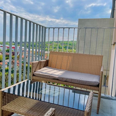 Bright Modern Flat With Balcony Appartement Wenen Buitenkant foto
