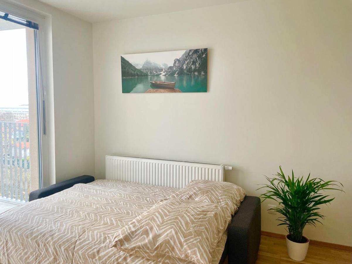 Bright Modern Flat With Balcony Appartement Wenen Buitenkant foto