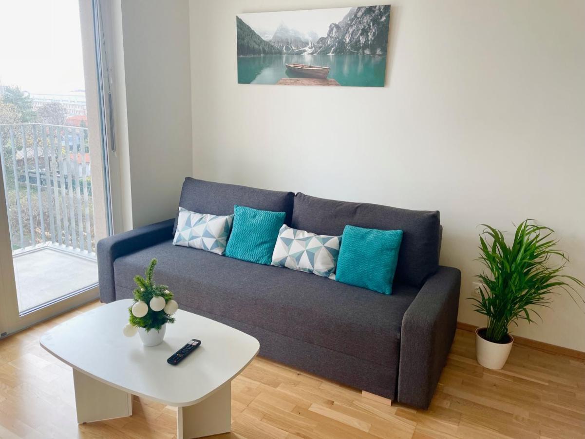 Bright Modern Flat With Balcony Appartement Wenen Buitenkant foto